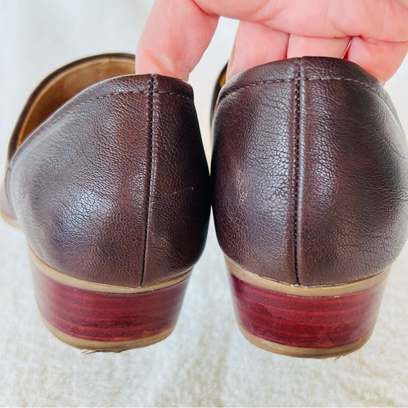 SoftWalk Dark Brown Leather Flats - Picture 7 of 12